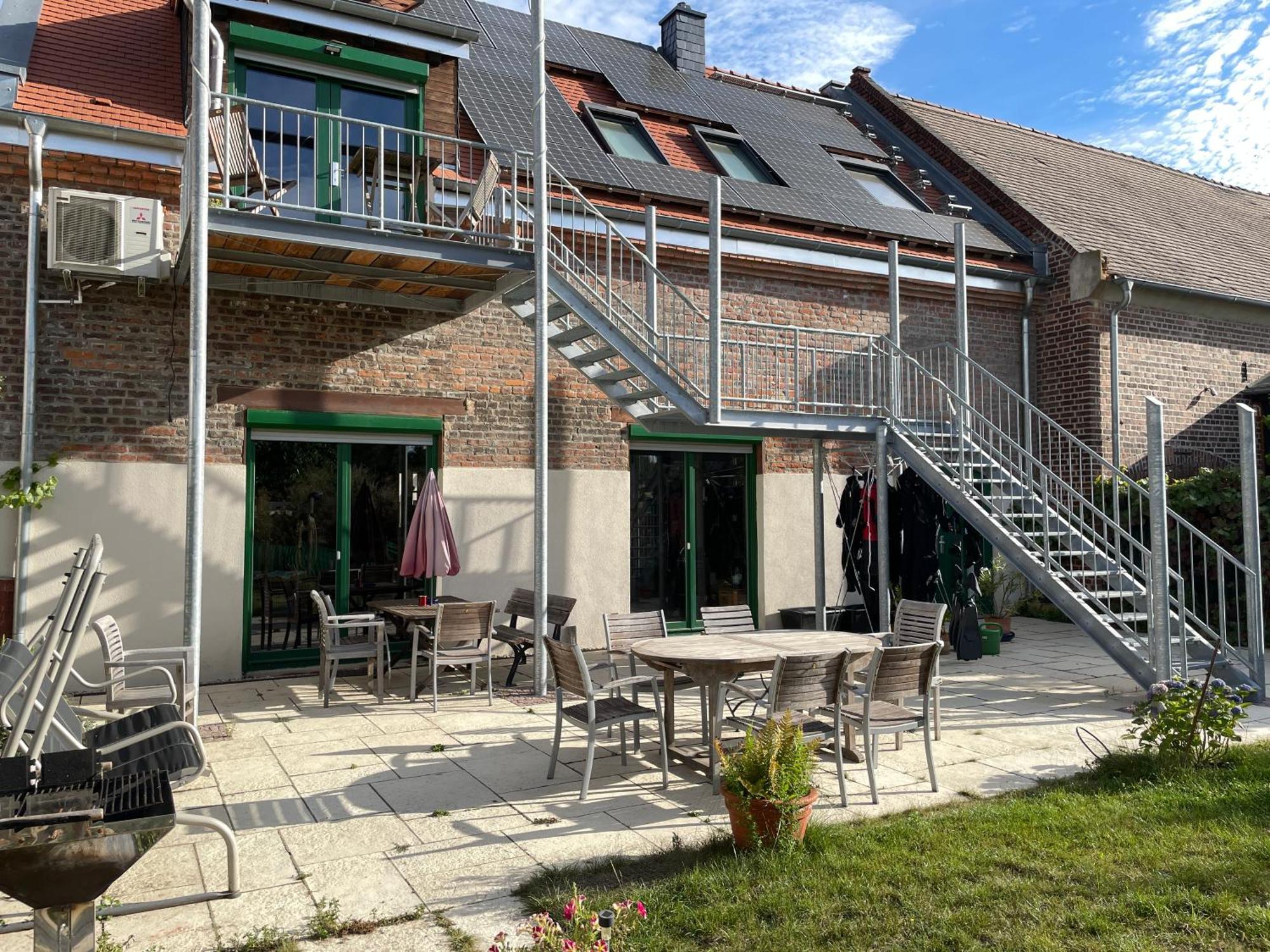 Apartment In Historischem 3-seitenhof *